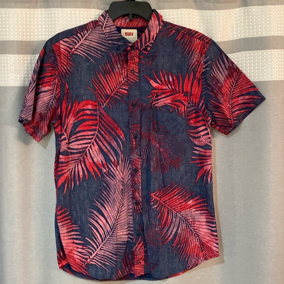 Mens Levi’s Hawaiian Short Sleeve Button Up Medium - Picture 1 of 4
